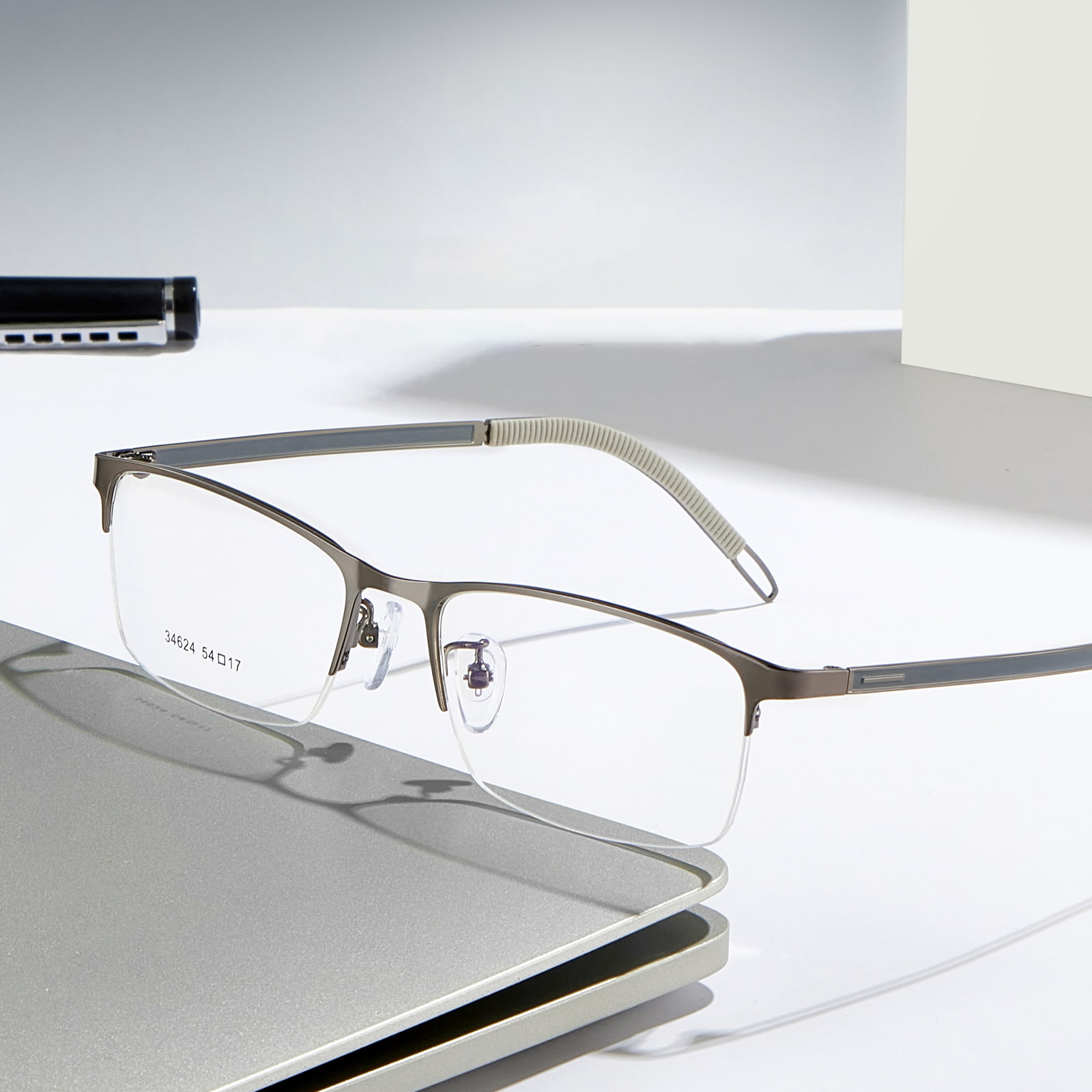 34624 Nordic Lesehilfsbrille aus Legierung