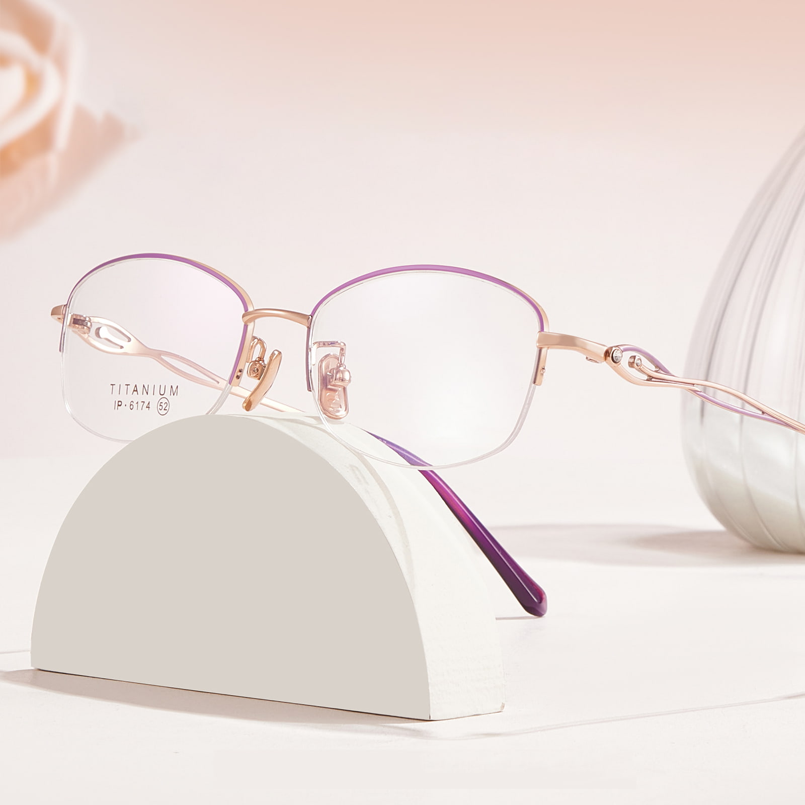 6174 Halbrahmen-Hohlkopf-Diamant-Reintitanbrille