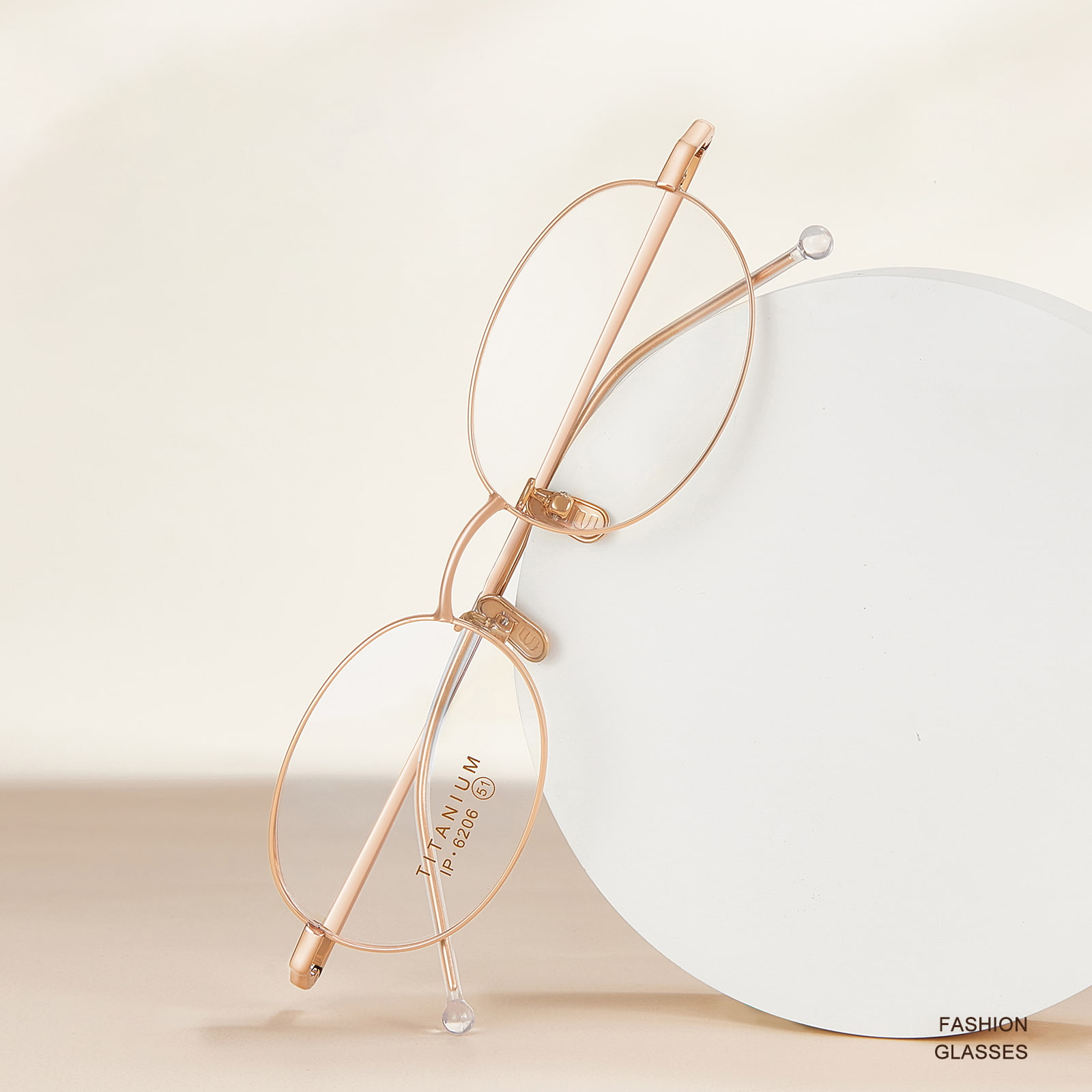6206 Weich gebogene, nach außen expandierende Brille aus reinem Titan