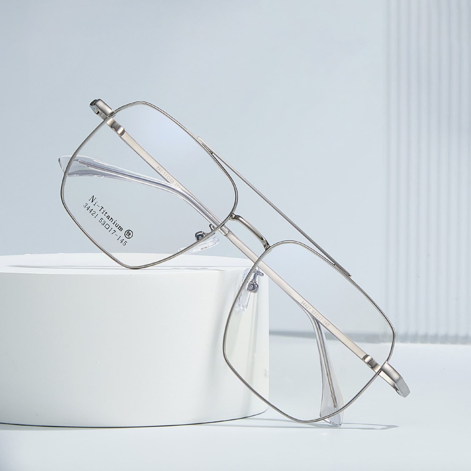 34421 Doppelstrahl-Brille aus mattierter Legierung mit quadratischem Rahmen