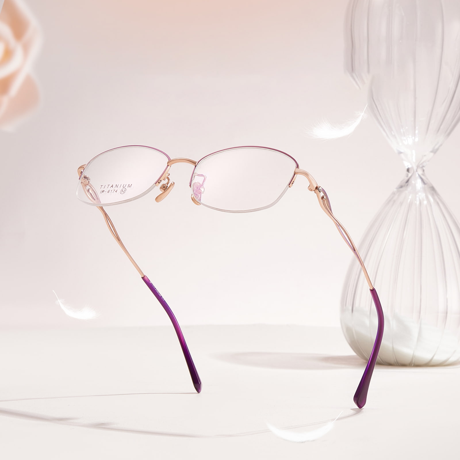 6174 Halbrahmen-Hohlkopf-Diamant-Reintitanbrille
