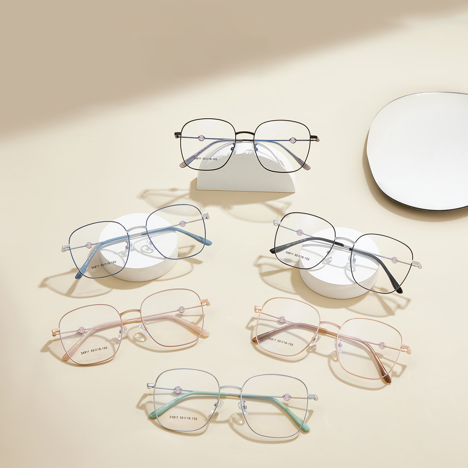 34911 Niedliche, lichtechte Leichtmetall-Brille