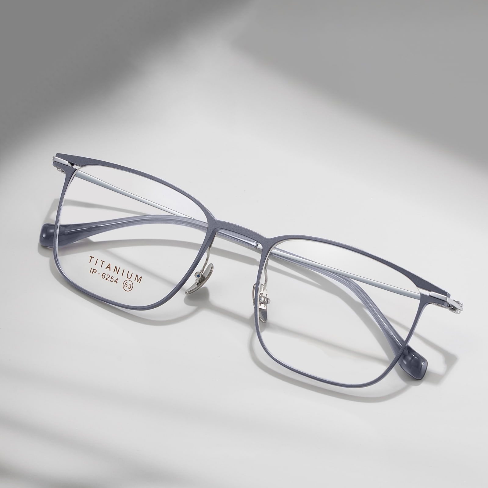 6254 Nahtlose, langlebige Brille aus reinem Titan