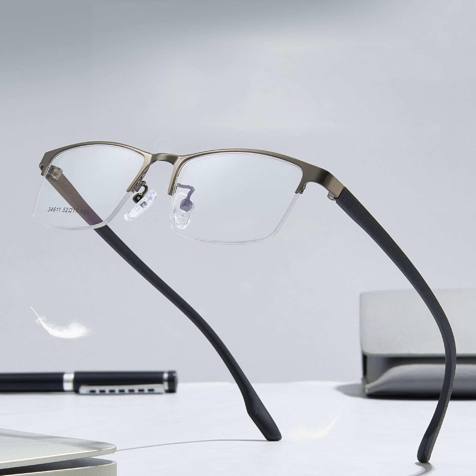 34611 Minimalistische Halbrahmen-Brille aus hypoallergener Legierung