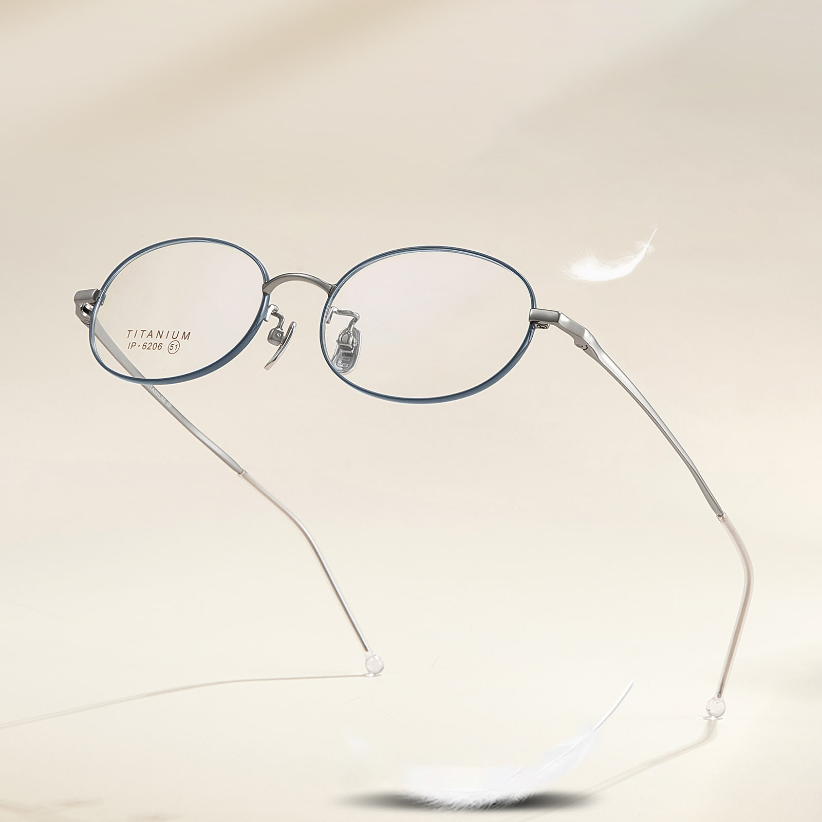 6206 Weich gebogene, nach außen expandierende Brille aus reinem Titan
