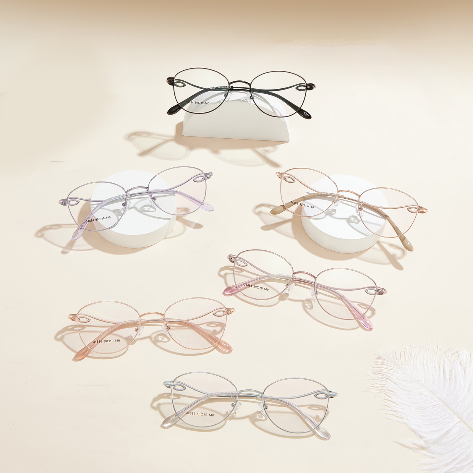 34884 Sanfte doppelseitige geschnitzte Legierungsbrille