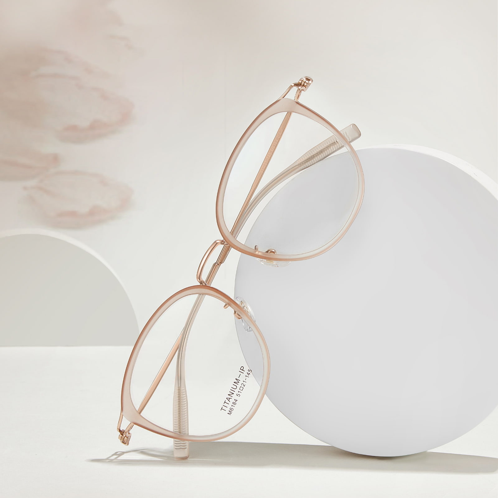 M6184 Artistic Gold Glue Hollow β Titanbrille